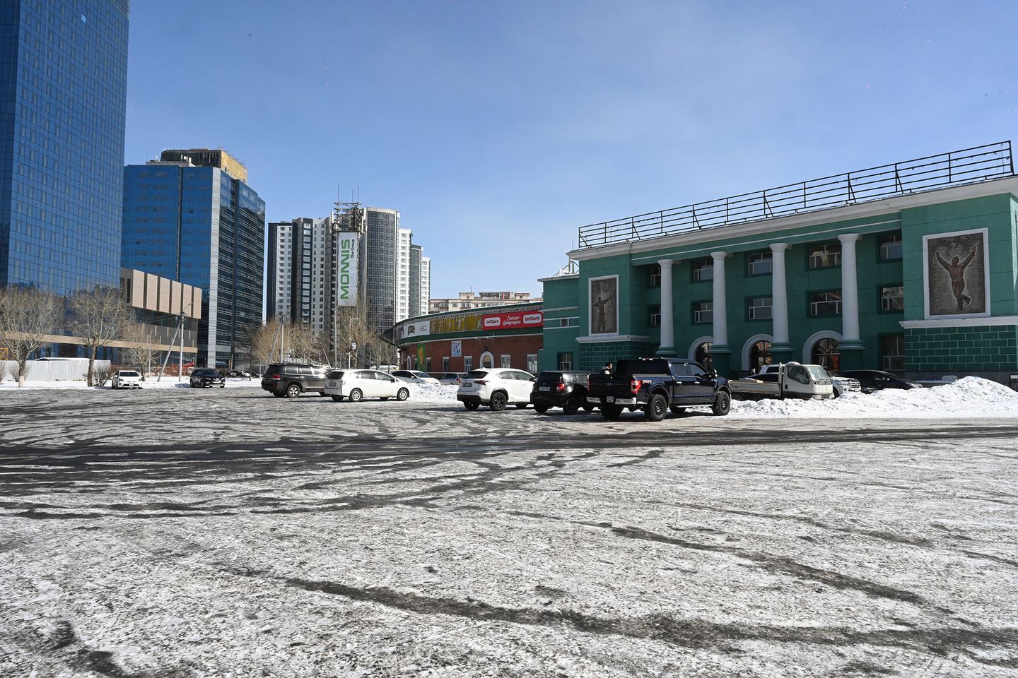 “Төв цэнгэлдэх хүрээлэн” ХХК-ийн эзэмшдэг газар гурав дахин багассан байна