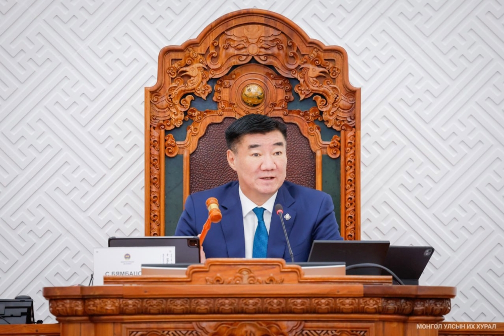 Монгол Улсын засаг захиргаа, нутаг дэвсгэрийн нэгж, түүний удирдлагын тухай хуульд өөрчлөлт оруулах тухай хуулийн төслийг баталлаа