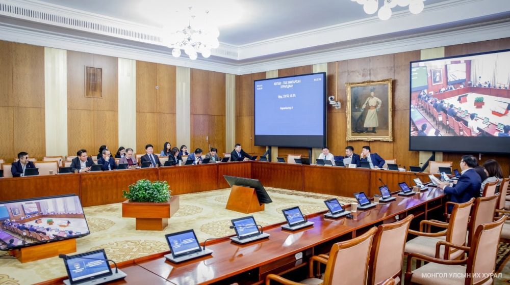 “Эрчим хүч-4 төсөл” болон “Төвийн бүсийн цахилгаан дамжуулах, түгээх сүлжээний үр ашгийг дээшлүүлэх төслийн III үе шат”-ны зээлийн болон төслийн хэлэлцээрийг зөвшилцөхийг дэмжив