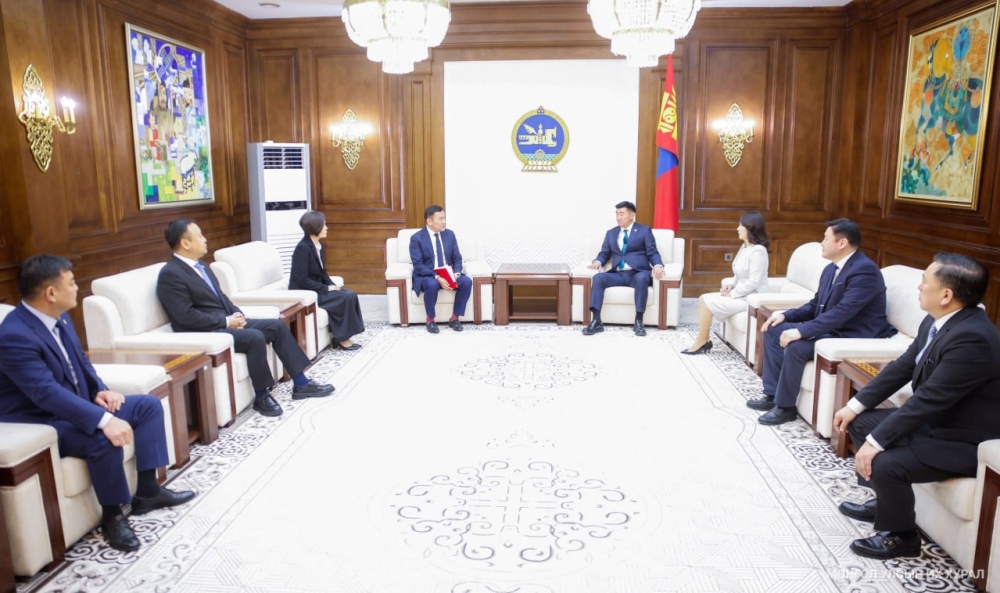 Эрүүгийн хэрэг хянан шийдвэрлэх тухай хуульд нэмэлт оруулах тухай хуулийн төслийг өргөн мэдүүллээ