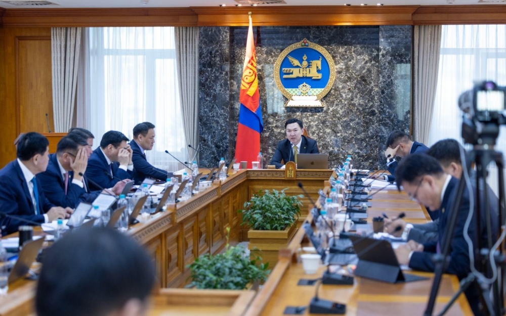 Багш, ажилчдын үндсэн цалинг 50 хувиар нэмэгдүүлж, нэмэгдэл, нэмэгдэл хөлсийг үндсэн цалингаас тооцож олгохоор боллоо