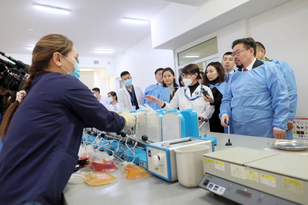 Ерөнхий сайд Г.Занданшатар: “Цусаа бэлэглэх үндэсний өдөр”-т нэгдэж, бусдад амьдрал бэлэглэхийг уриалж байна