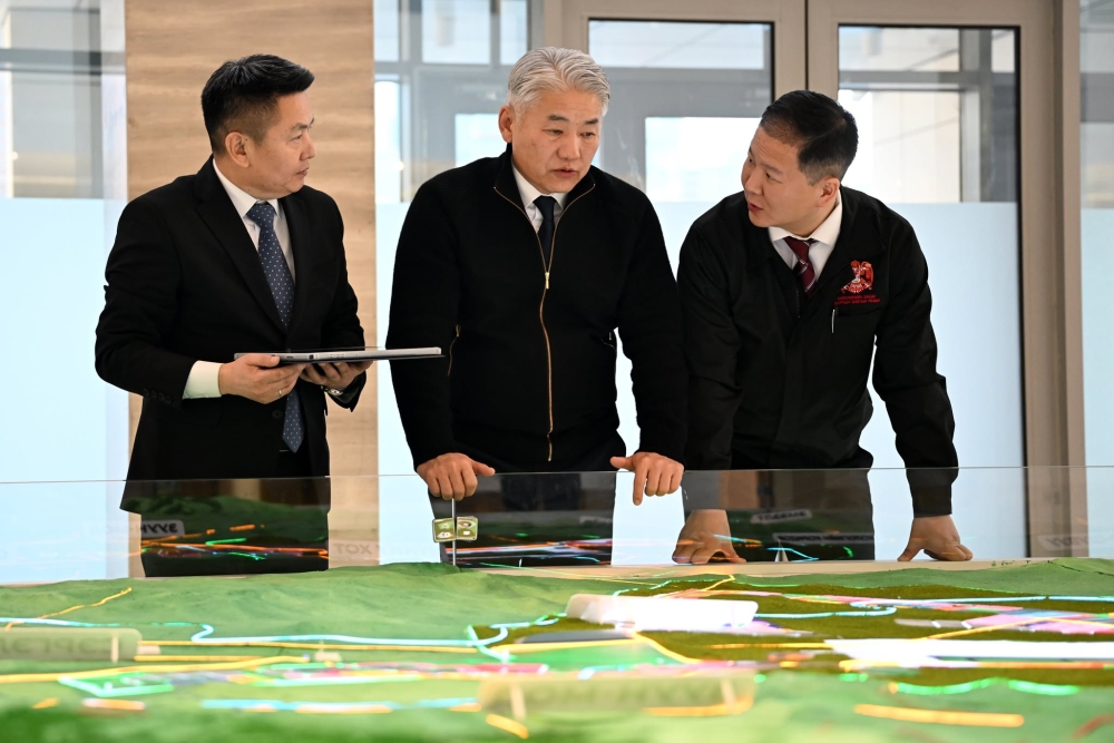 Монгол Улсын Тэргүүн Шадар сайд бөгөөд Эдийн засаг, хөгжлийн сайд Ж.Энхбаяр НЗДТГ-т ажиллалаа