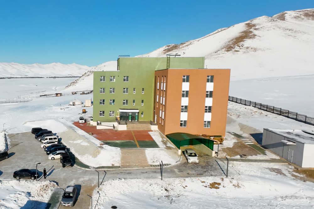 Баянзүрх дүүргийн 20 дугаар хороонд Нийгмийн хамгааллын тусгай төвийн барилгын ажил дуусаж, улсын комисс хүлээн авлаа