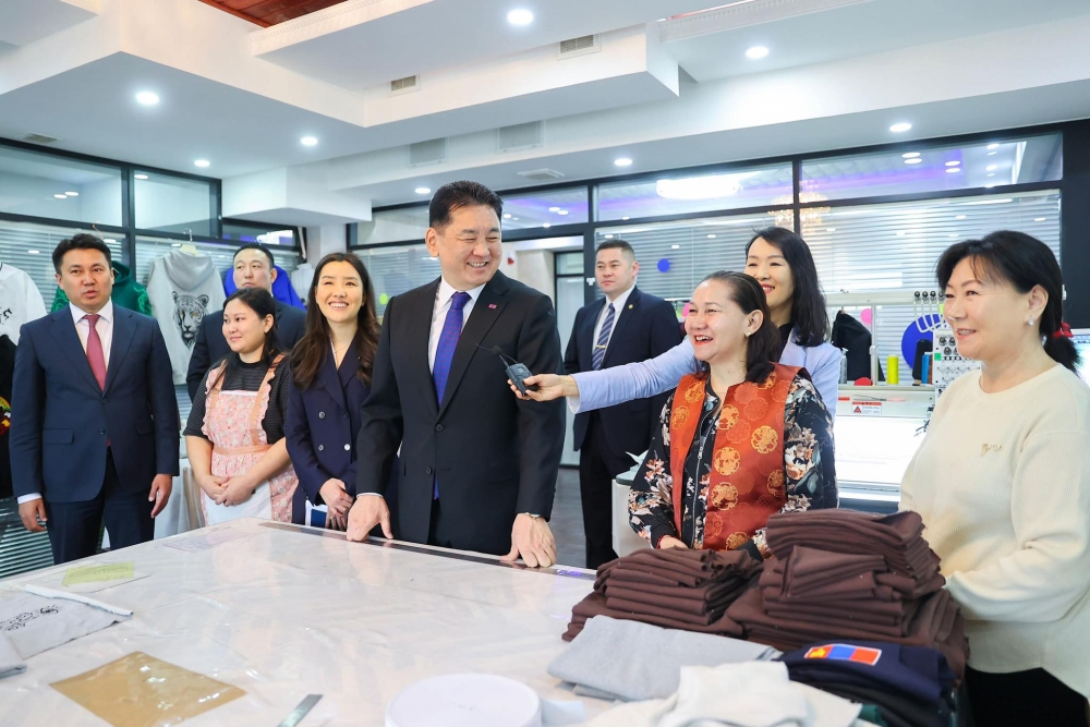 “Цагаан алт” хөтөлбөрийн хүрээнд өрхийн үйлдвэрлэлийг бүх талаар дэмжинэ