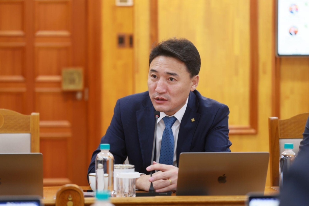 Дэлхийн газрын тосны зах зээлийн нөхцөл байдалтай холбогдуулан авч хэрэгжүүлж буй хариу арга хэмжээний явцыг эрчимжүүлэхээр боллоо