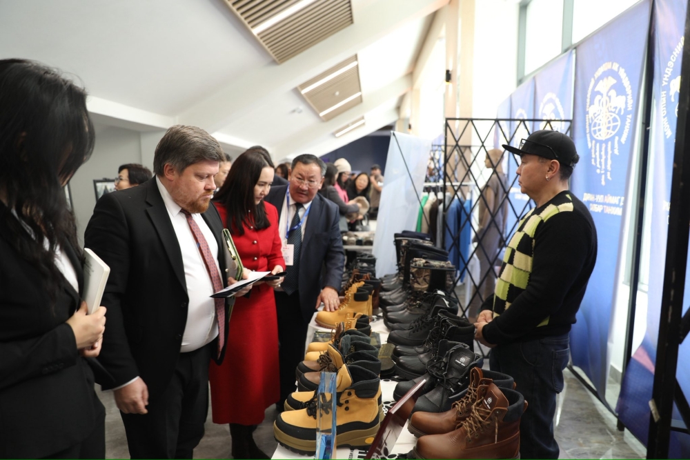 “ЦАЙНЫ ЗАМ” ГЭРЭЛ ЗУРГИЙН ҮЗЭСГЭЛЭН ТОЛИЛУУЛЛАА