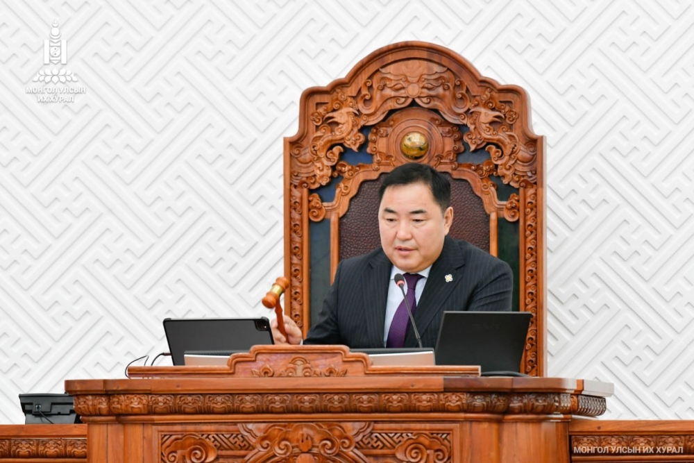 Монгол Улсын 2026 оны төсвийн хүрээний мэдэгдэл, 2027-2028 оны төсвийн төсөөллийн тухай хуульд өөрчлөлт оруулах тухай хуулийн төслийг хоёр дахь хэлэлцүүлэгт буцаалаа