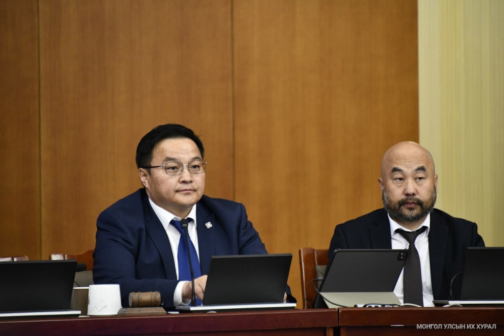 “Төрөөс мөнгөний бодлогын талаар 2026 онд баримтлах үндсэн чиглэл батлах тухай” Улсын Их Хурлын тогтоолын төслийг хэлэлцлээ