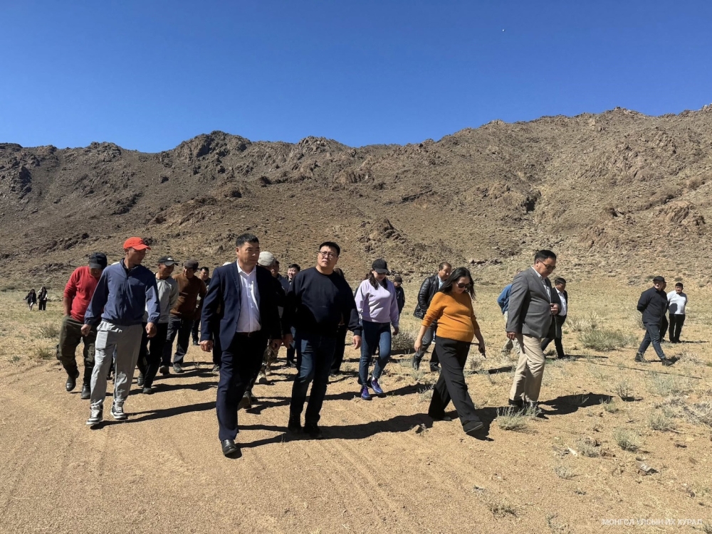 "Халзан бүрэгтэйн" орд газрын асуудлаарх Ерөнхий хяналтын сонсголд Ховд аймгийн Мянгад сумаас 50 иргэн оролцуулах хүсэлт гаргав