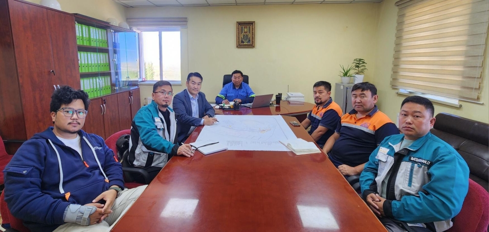 Шивээ-Овоогийн уурхайд олон улсын стандартын дагуу нөөц тогтоох 2, 3 шатны хайгуулын ажил эхэллээ