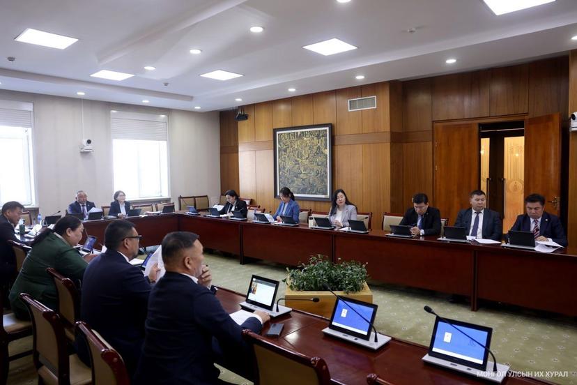 Хуулийн төслийн эцсийн хэлэлцүүлгийг хийж, Байнгын хорооны тогтоолын төслийг батлав