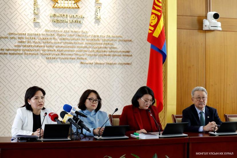 Ахмад үеэс туршлага судлах “Нээлттэй парламент: Эксперт” хөтөлбөрийг хэрэгжүүлж эхэллээ
