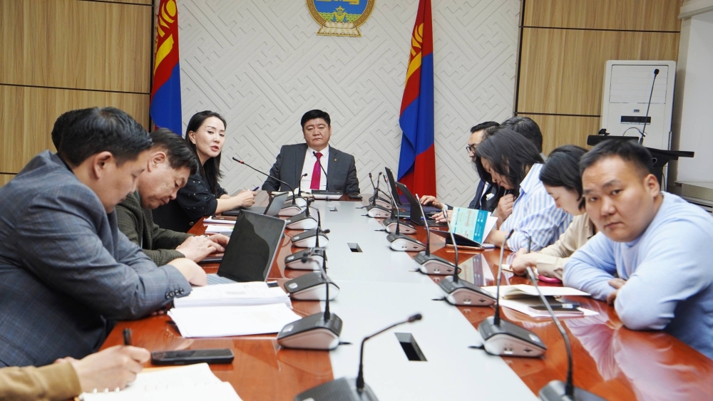 ТУУЛЫН ХУРДНЫ ЗАМЫН ТӨСЛИЙН ҮЙЛ АЖИЛЛАГААГ ХУУЛЬД НИЙЦҮҮЛТЭЛ ТҮР ЗОГСООВ