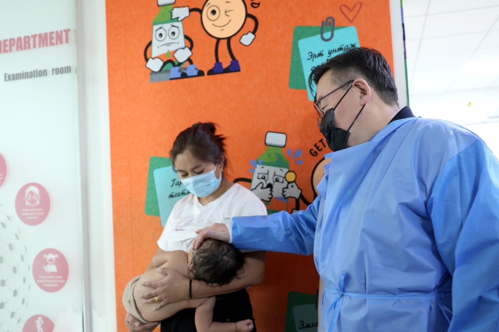 Сонгинохайрхан дүүргийн эмнэлэгт хэвтэн эмчлүүлж буй хүүхдүүдийн 81 хувь нь томуугийн эсрэг дархлаажуулалтад хамрагдаагүй байна