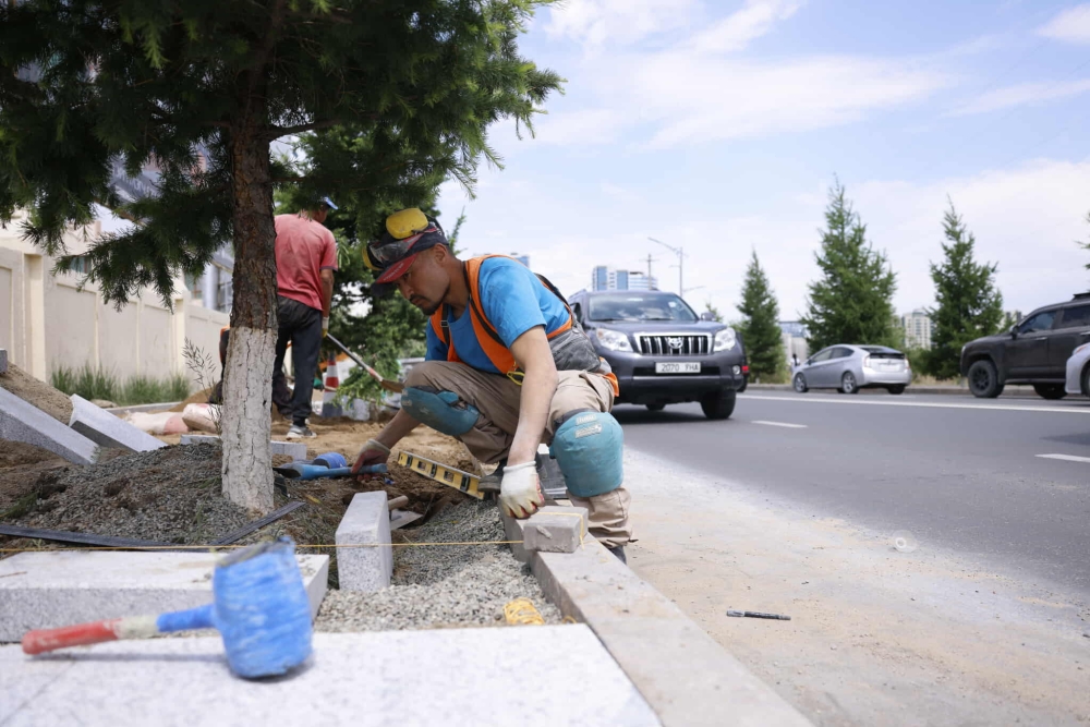 Маршалын гүүрнээс Цэнтрал тауэрын уулзвар хүртэлх явган хүний зам засвар, шинэчлэлтийн ажил наймдугаар сард дуусна