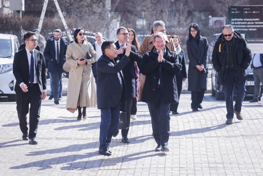 Люксембургийн Их Гүнт Улсын парламентын төлөөлөгчид “Зүрх судасны Үндэсний төв” төслийн явцтай танилцлаа