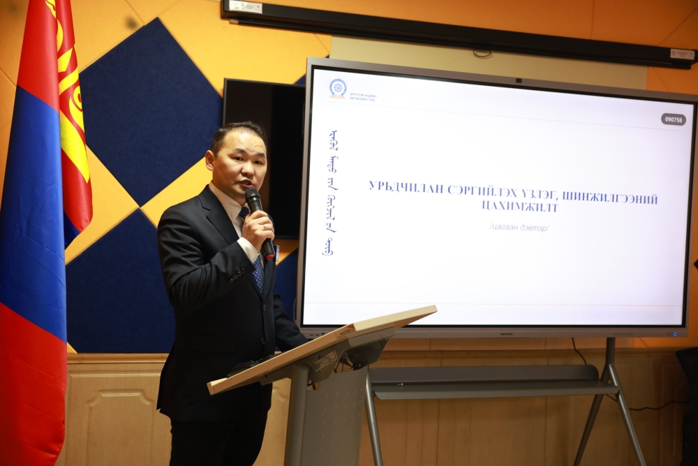 Нийслэлд 12 чиглэлийн 20600 гаруй байгууллагын ажилтны урьдчилан сэргийлэх үзлэг, шинжилгээний дэвтрийг цахимжууллаа